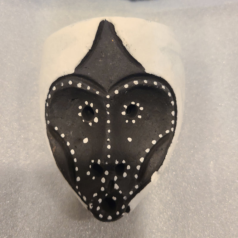 Kwau African Passport Mask - 3" x 4"